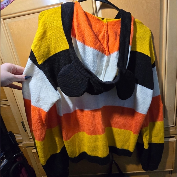 Disney Halloween Themed Cardigan - Picture 4 of 8